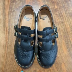 Dr. Martens 8065 double buckle real leather Mary Jane shoes size 7 - like new